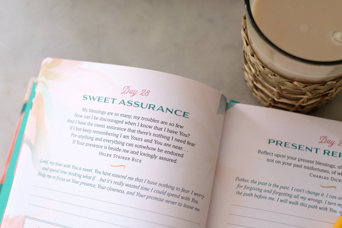 A Year of God's Goodness:A Prayer & Praise Tracker for Women